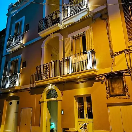 Palazzo Ferilli Alfonso Bed & Breakfast *