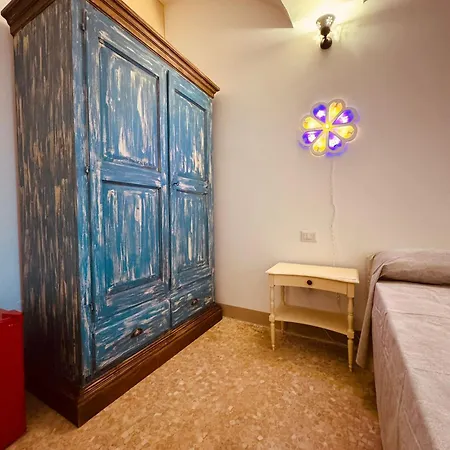 Palazzo Ferilli Alfonso Bed & Breakfast *