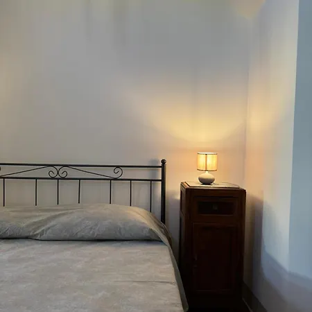 Palazzo Ferilli Alfonso Bed and Breakfast
