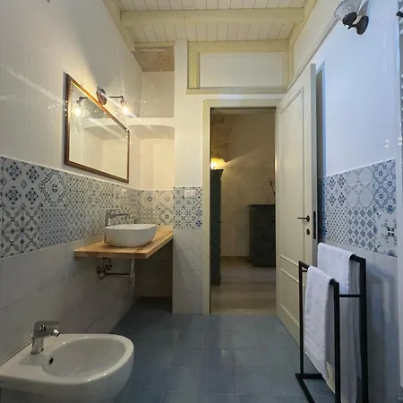 Palazzo Ferilli Alfonso 루파노