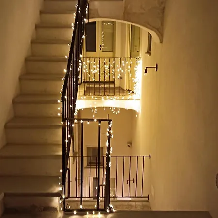 Palazzo Ferilli Alfonso * 루파노