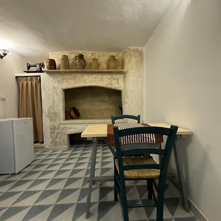 Palazzo Ferilli Alfonso *