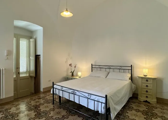 Bed & Breakfast Palazzo Ferilli Alfonso *