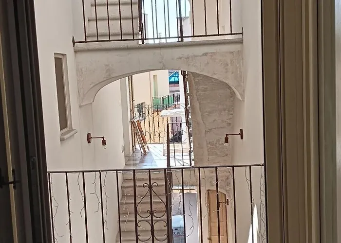 Palazzo Ferilli Alfonso Bed & Breakfast *